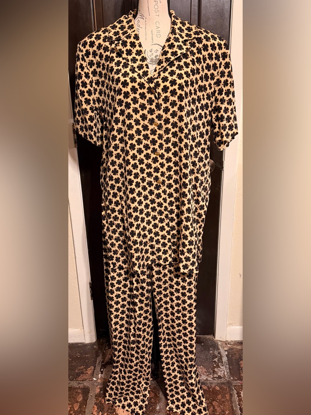 NWT Escada Margaretha Ley Silk Pant Set Elephant Buttons Neiman Marcus